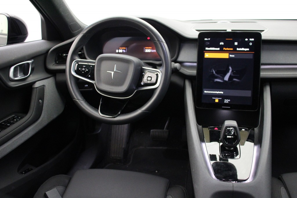 POLESTAR-2-Long Range Dual Motor Launch Edition 78kWh - Panorama