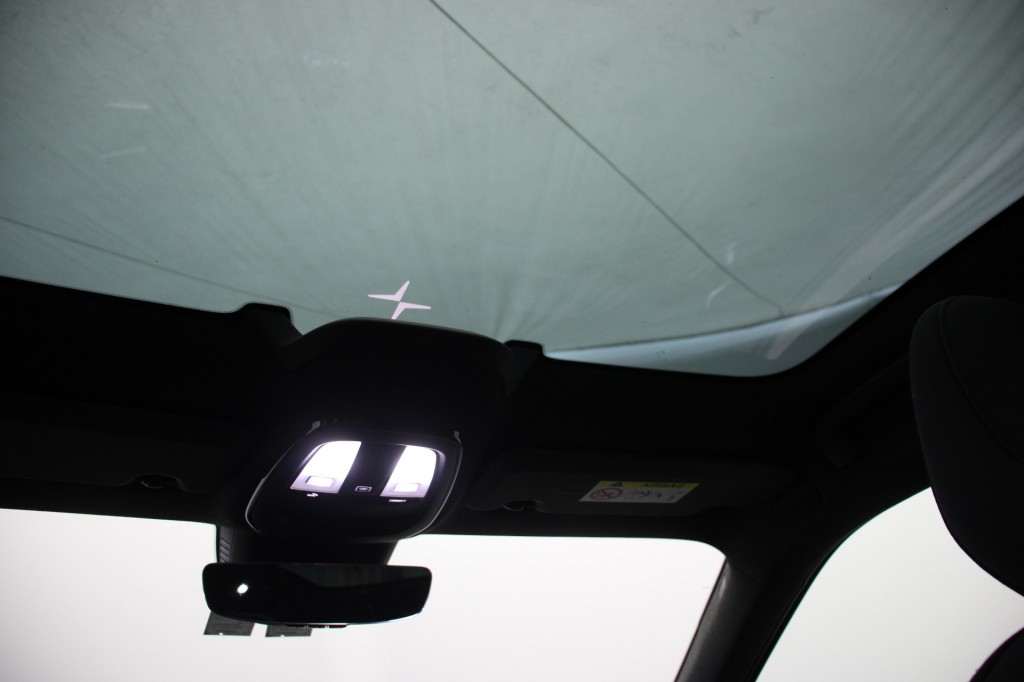 POLESTAR-2-Long Range Dual Motor Launch Edition 78kWh - Panorama