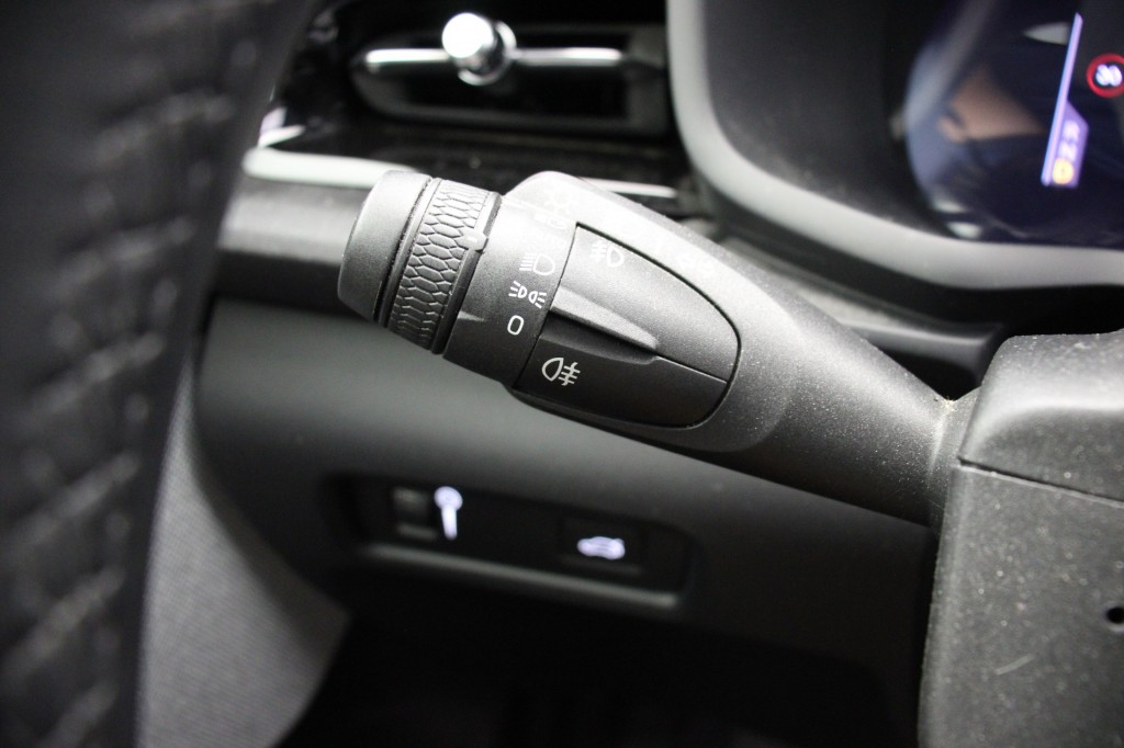 POLESTAR-2-Long Range Dual Motor Launch Edition 78kWh - Panorama