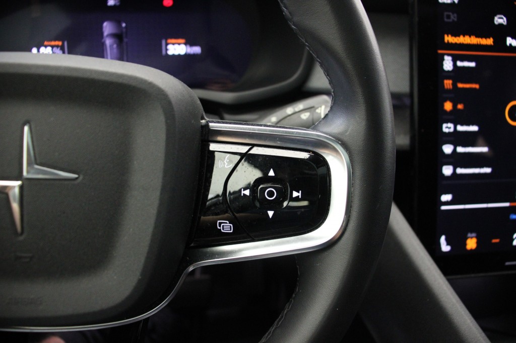 POLESTAR-2-Long Range Dual Motor Launch Edition 78kWh - Panorama