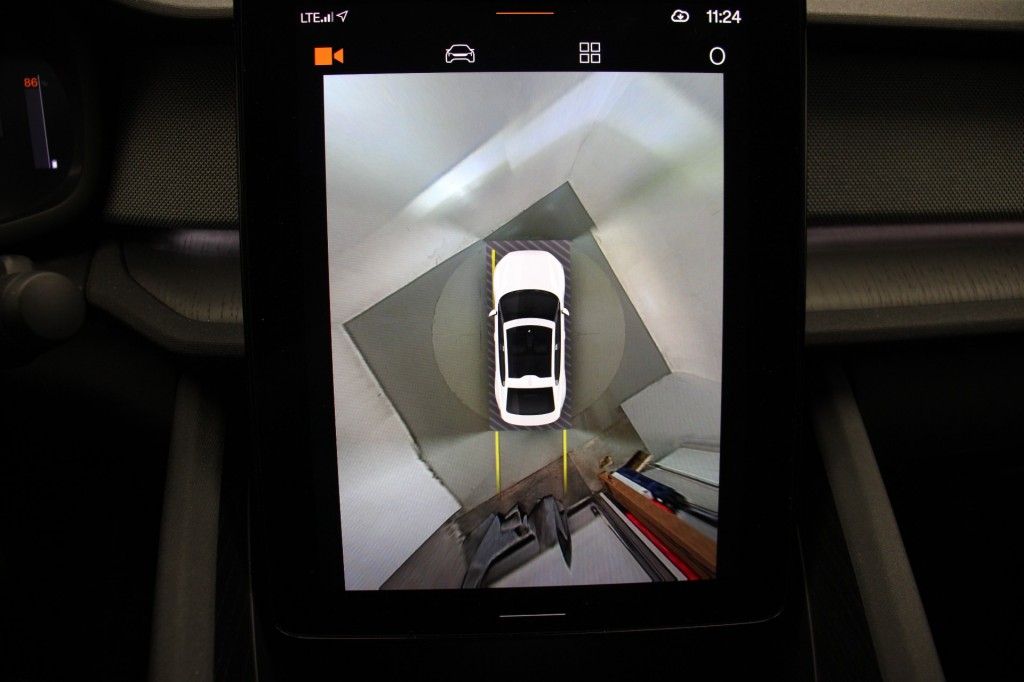 POLESTAR-2-Long Range Dual Motor Launch Edition 78kWh - Panorama