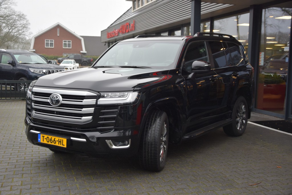 TOYOTA-LANDCRUISER 300-3.3 D 5DRS 70TH ANNIVERSARY A/T 5 SITZ