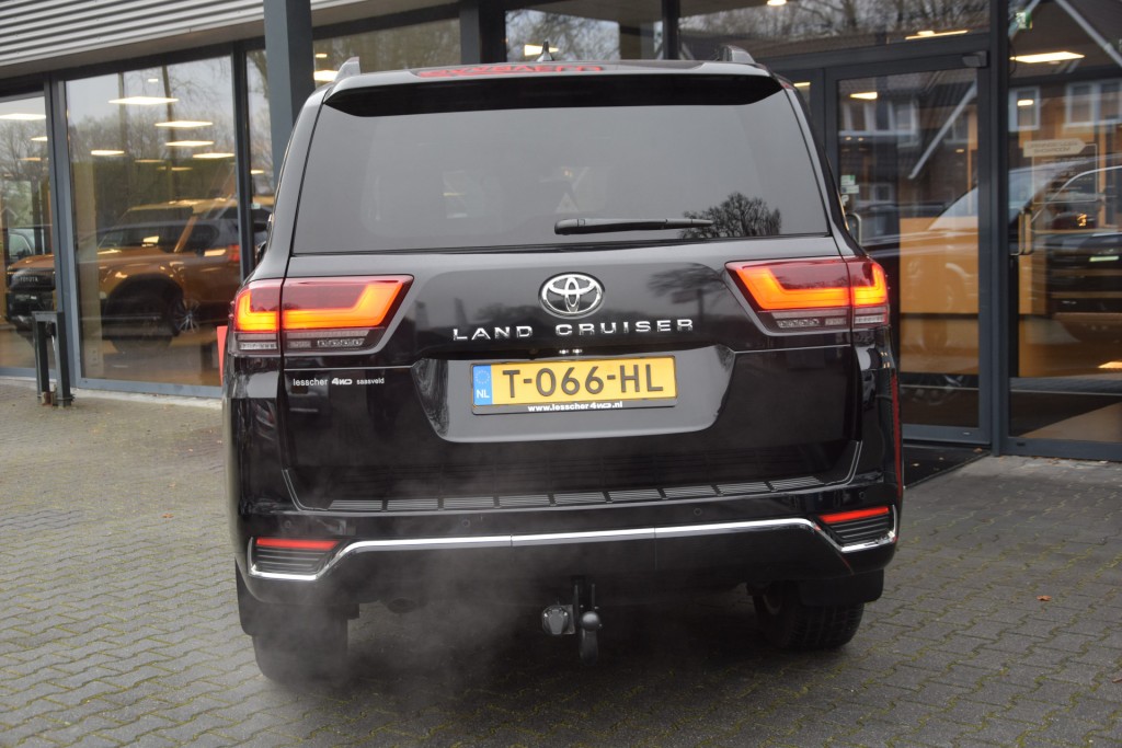 TOYOTA-LANDCRUISER 300-3.3 D 5DRS 70TH ANNIVERSARY A/T 5 SITZ