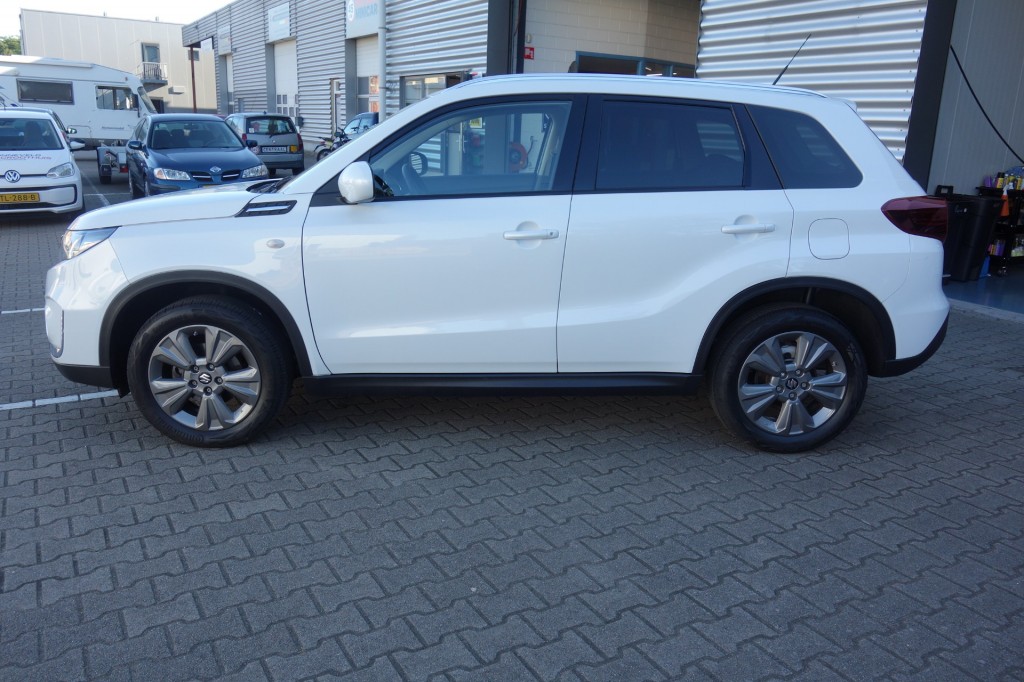 SUZUKI-VITARA-1.4 BoosterJet SEL, Stoelverw, Multimedia, Camera, Fabrieksgarantie 2029