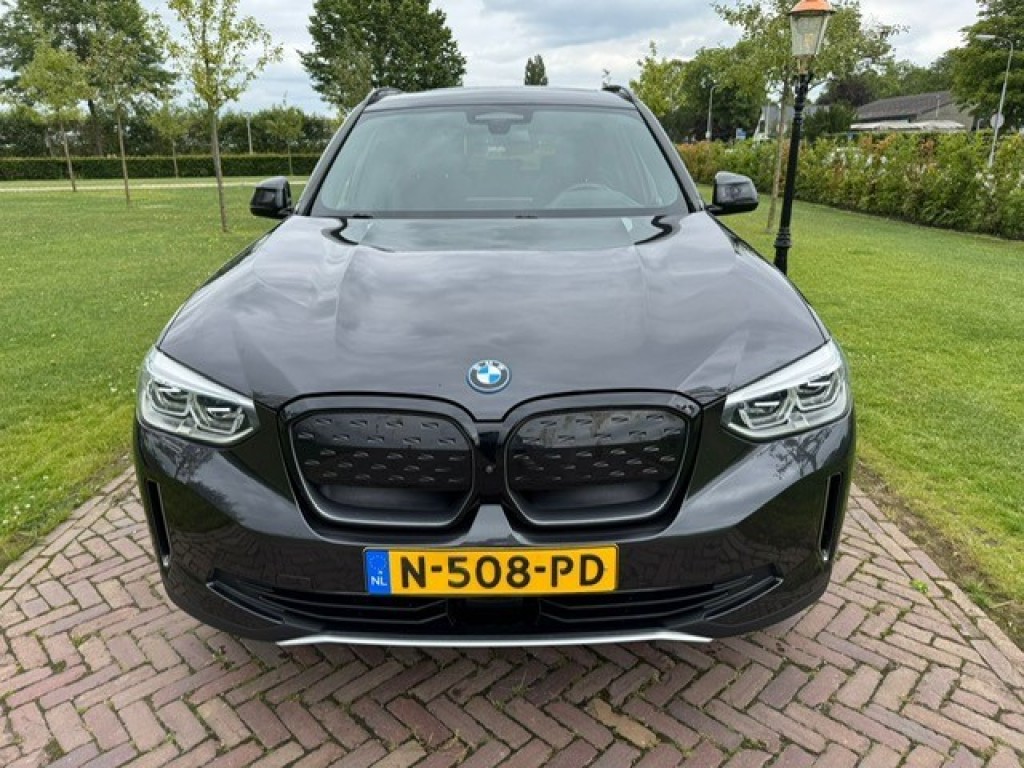 BMW-IX3-High Executive Full Options Automaat