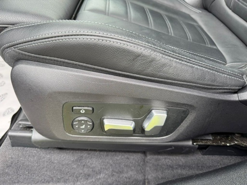 BMW-IX3-High Executive Full Options Automaat
